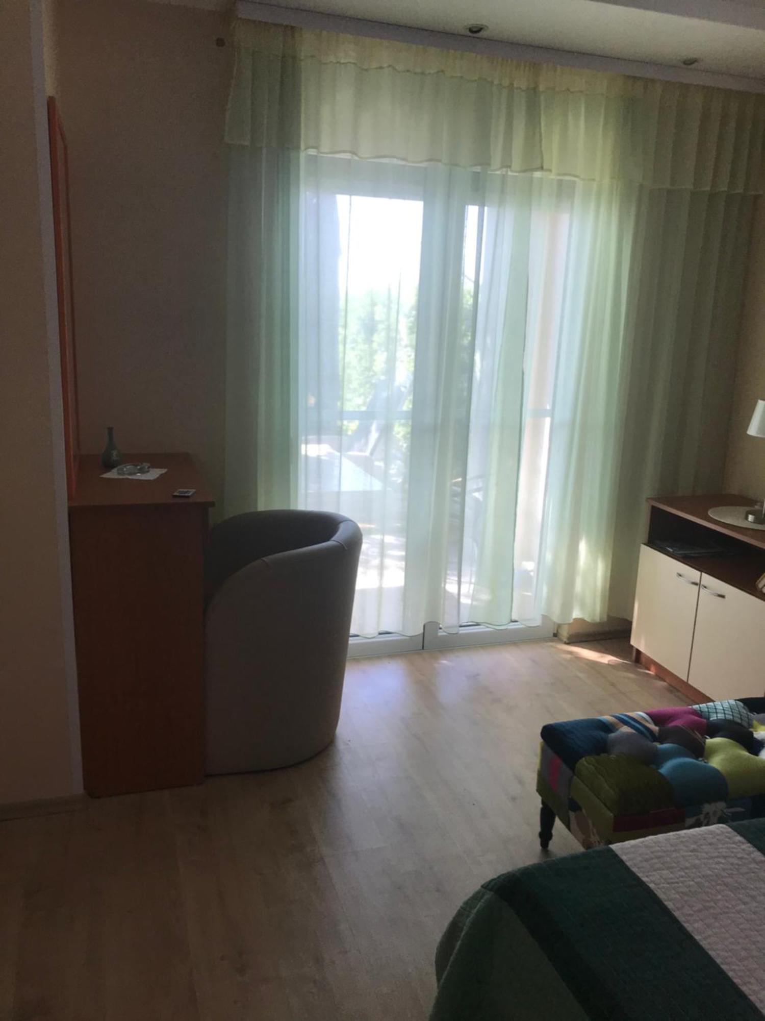 Apartment Valerija Привлака Стая снимка