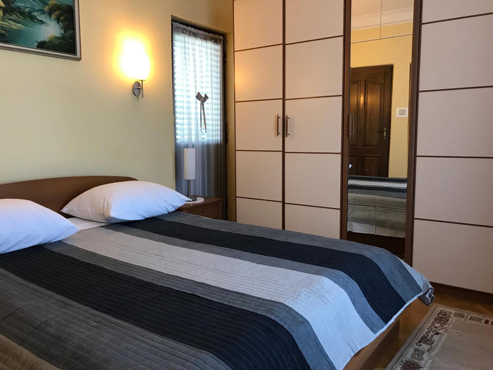 Apartment Valerija Привлака Стая снимка